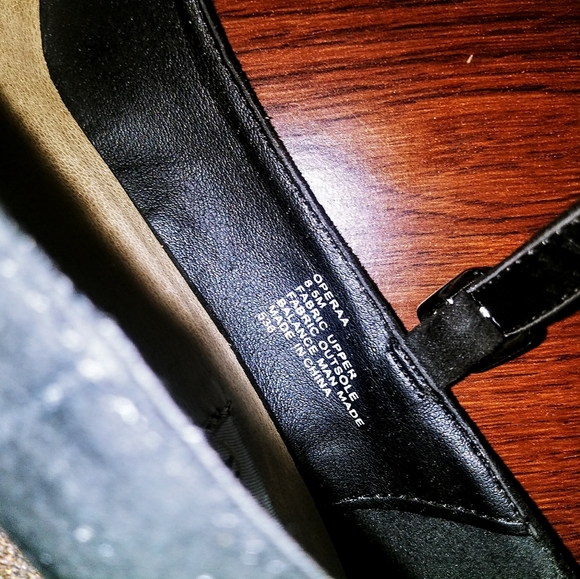 Like New Steve Madden 'Operaa' Wedges - Picture 5 of 8